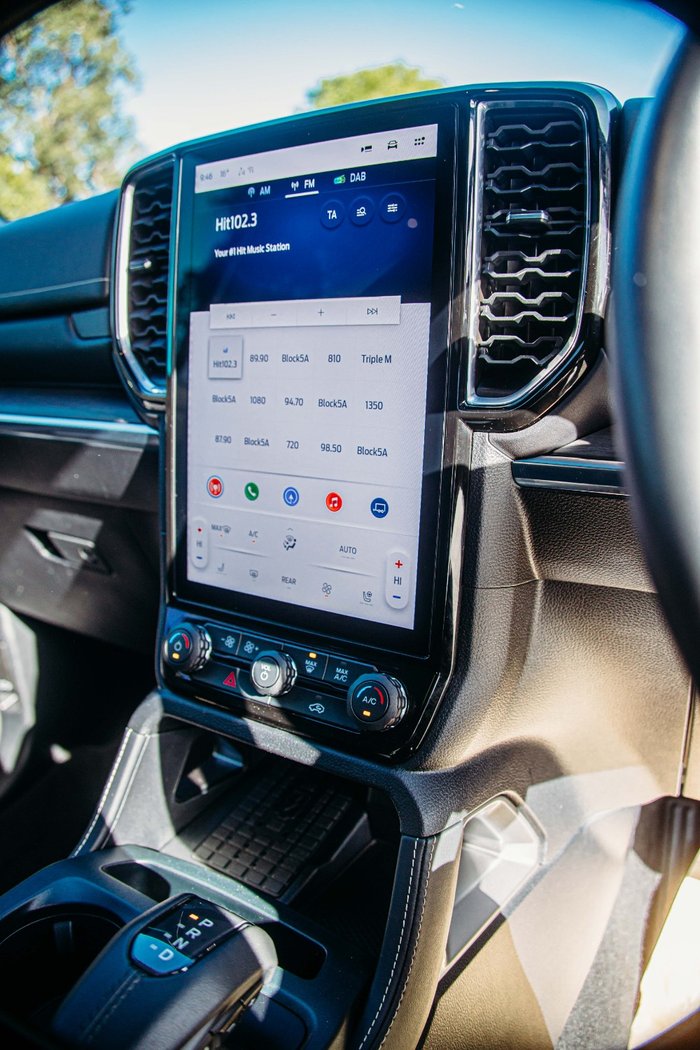 2023 Ford Everest Platinum
