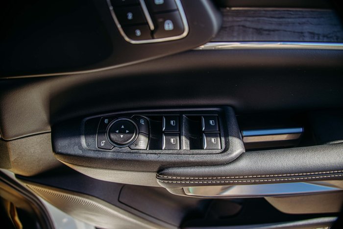 2023 Ford Everest Platinum