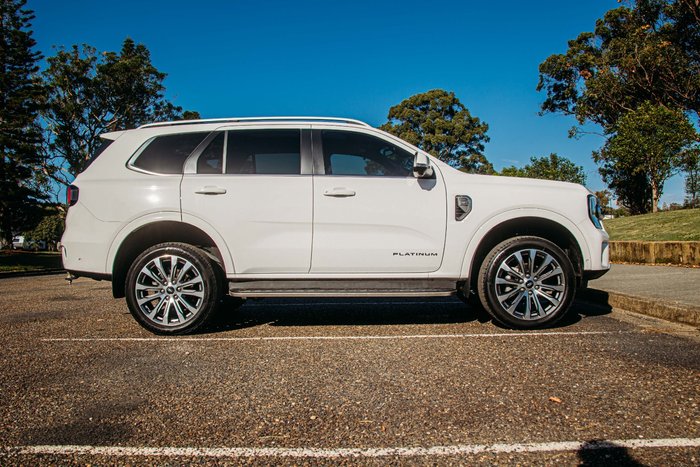 2023 Ford Everest Platinum