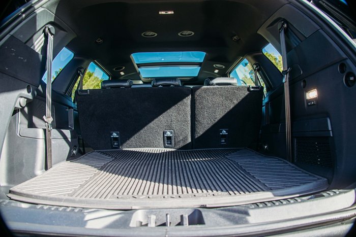2023 Ford Everest Platinum