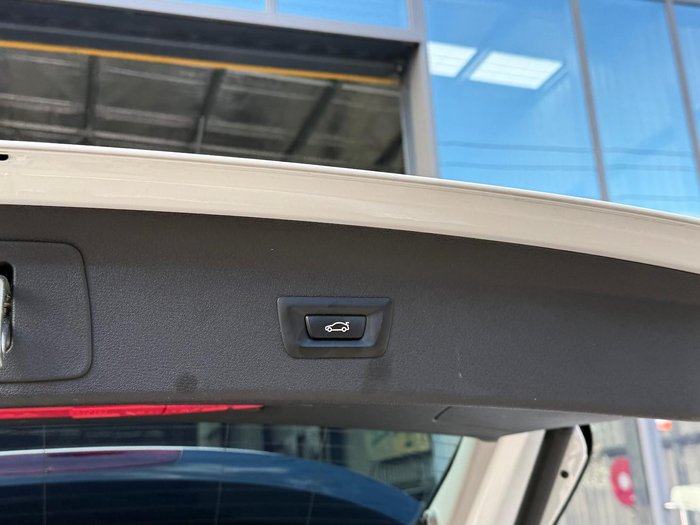 2020 BMW X1 sDrive18d F48 LCI Alpine White