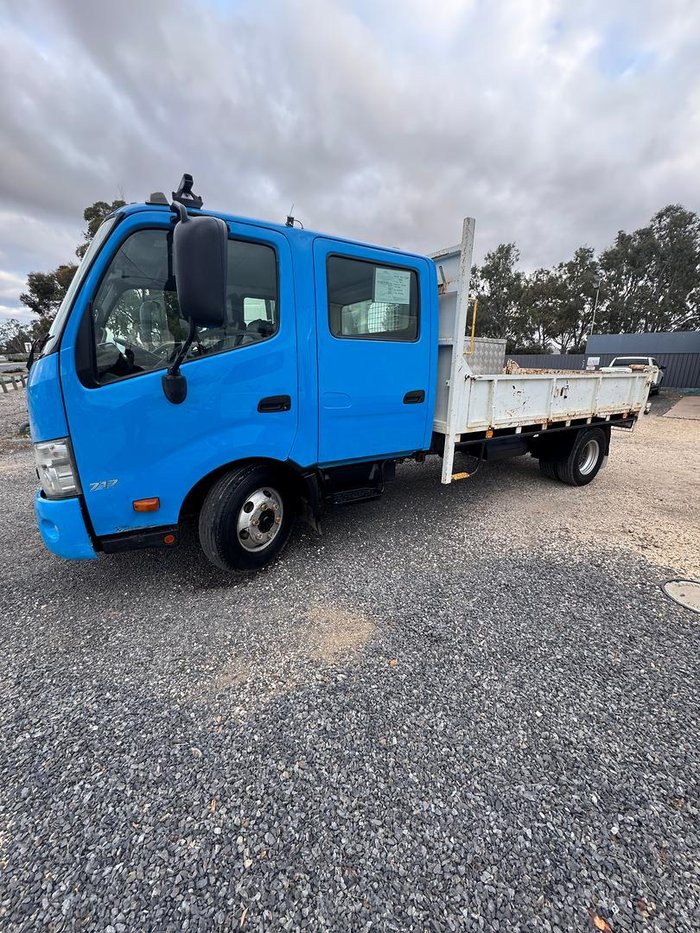2012 Hino 717 - 300 Series Blue