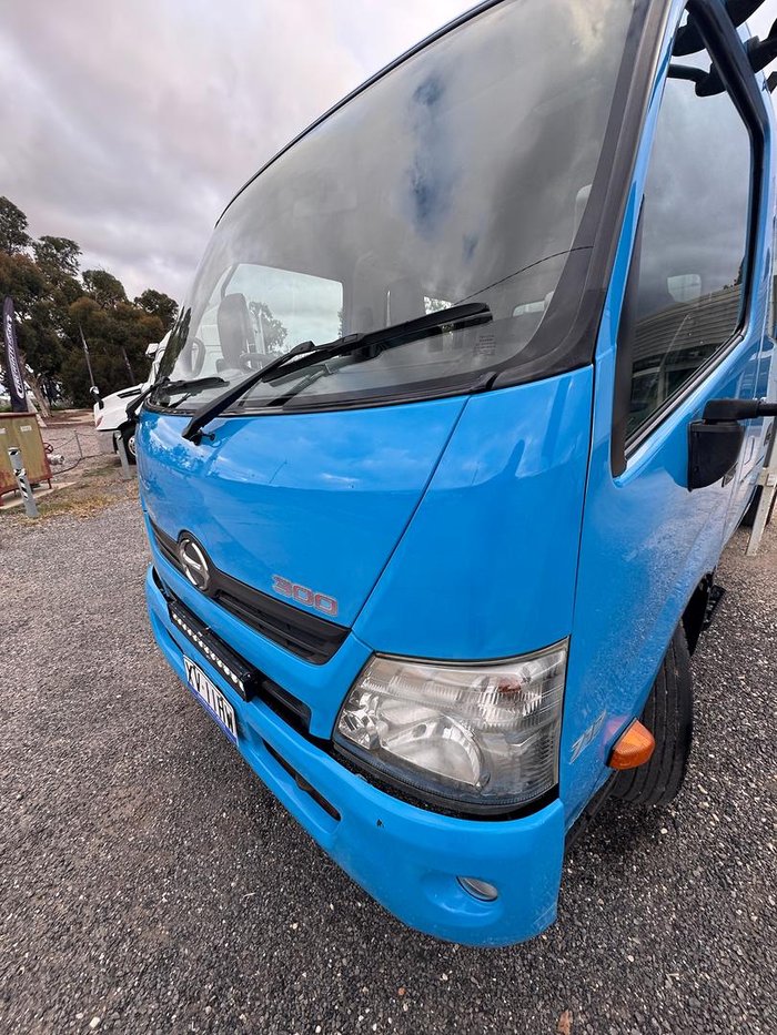 2012 Hino 717 - 300 Series Blue