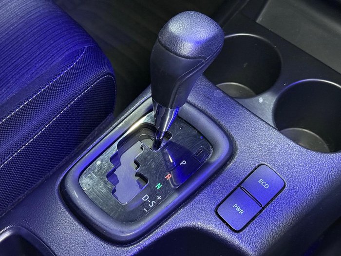 2022 Toyota Hilux SR