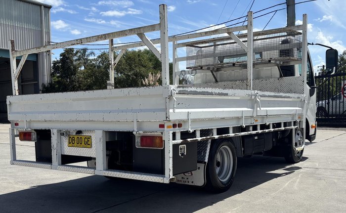 2021 Hino 300 Series 616 White