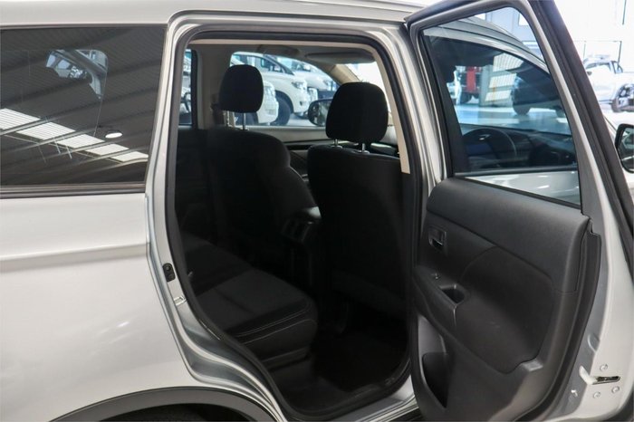 2018 Mitsubishi Outlander ES ADAS ZL MY19 Sterling Silver