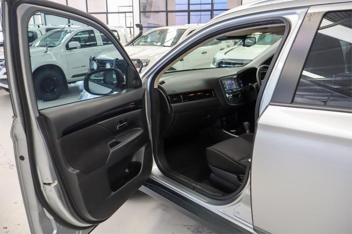 2018 Mitsubishi Outlander ES ADAS ZL MY19 Sterling Silver
