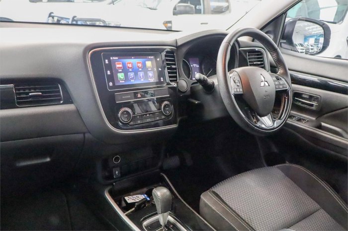 2018 Mitsubishi Outlander ES ADAS ZL MY19 Sterling Silver