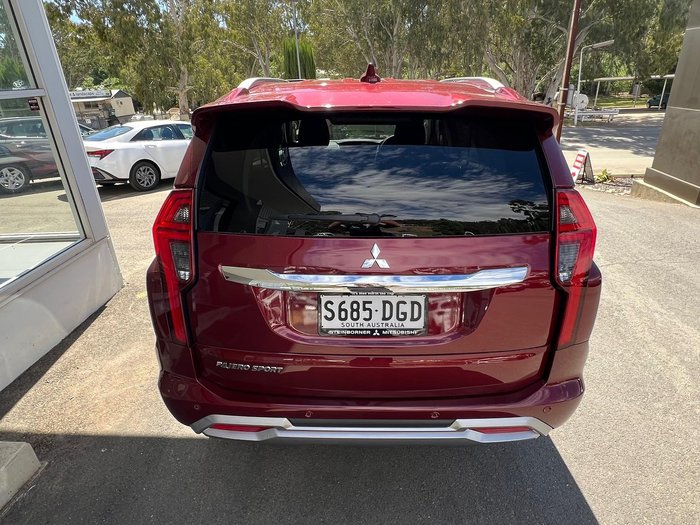 2024 Mitsubishi Pajero Sport Exceed