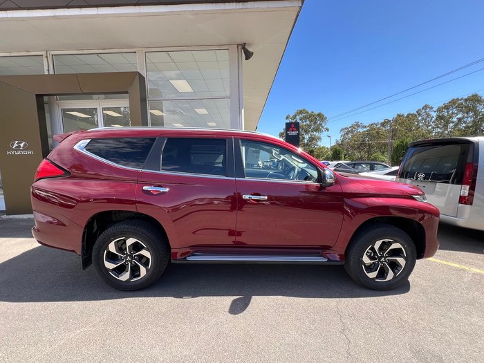 2024 Mitsubishi Pajero Sport Exceed