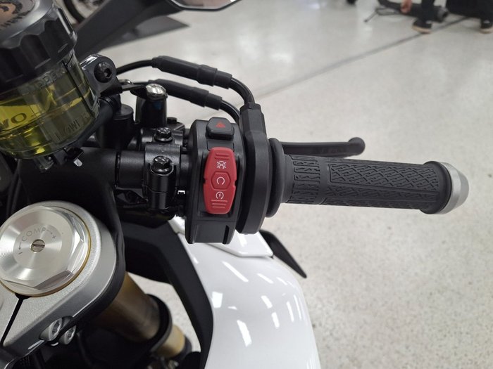 2025 CFMOTO 450 SR S White