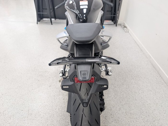 2025 CFMOTO 2025 CF Moto 675CC 675SR-R ABS Road NEBULA BLACK