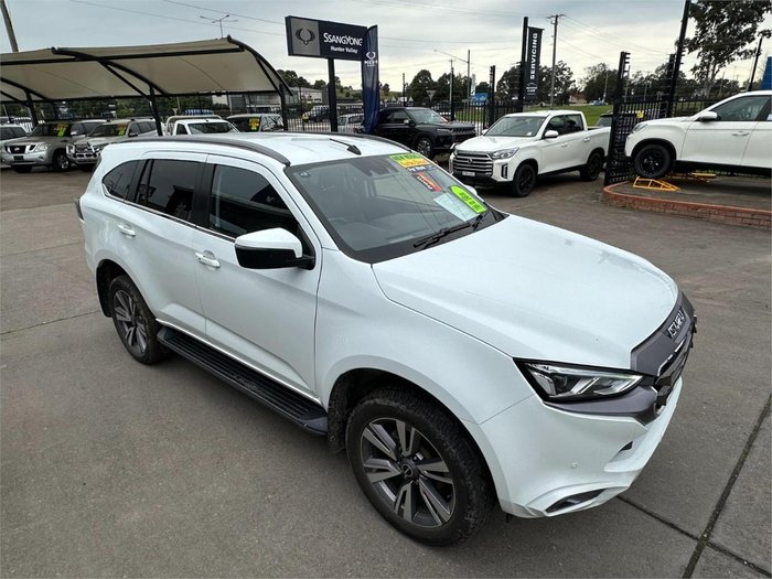 2023 Isuzu MU-X LS-T MY23 4X4 Dual Range White