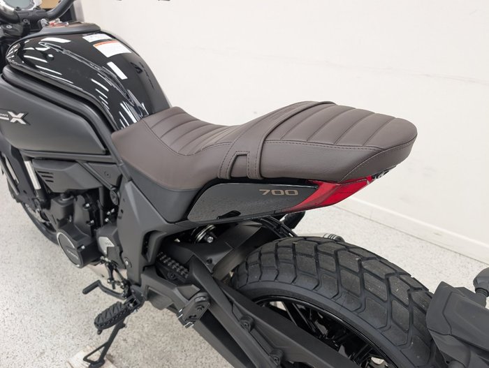 2024 CFMOTO CL-X HERITAGE Black