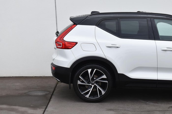2019 Volvo XC40 T5 R-Design MY19 AWD Crystal White