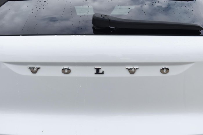 2019 Volvo XC40 T5 R-Design MY19 AWD Crystal White