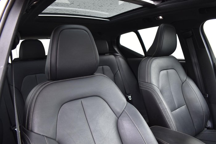 2019 Volvo XC40 T5 R-Design MY19 AWD Crystal White
