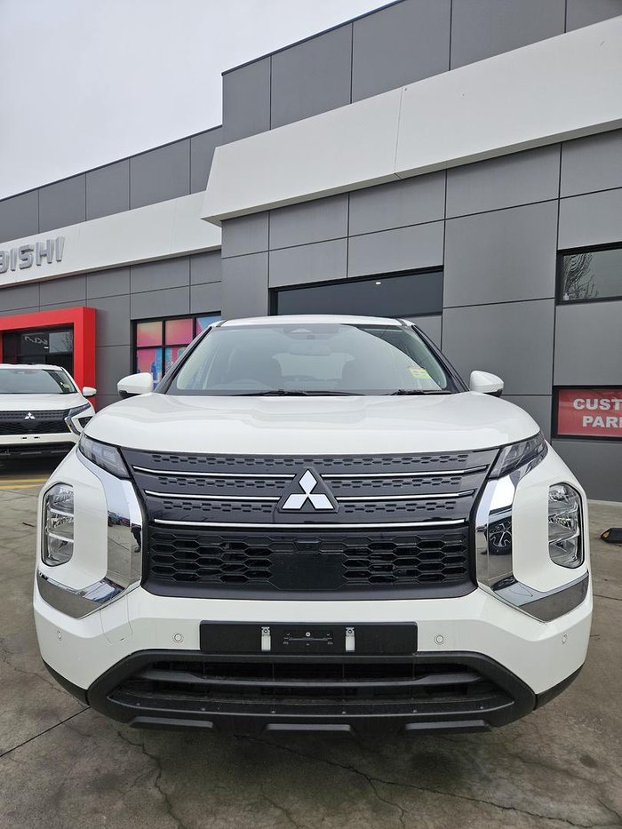 2024 Mitsubishi Outlander PHEV ES ZM MY24 AWD White