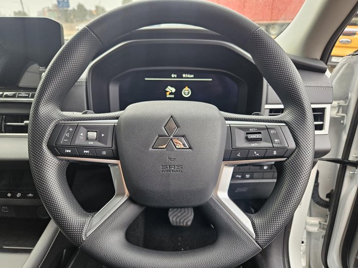 2024 Mitsubishi Outlander PHEV ES ZM MY24 AWD White