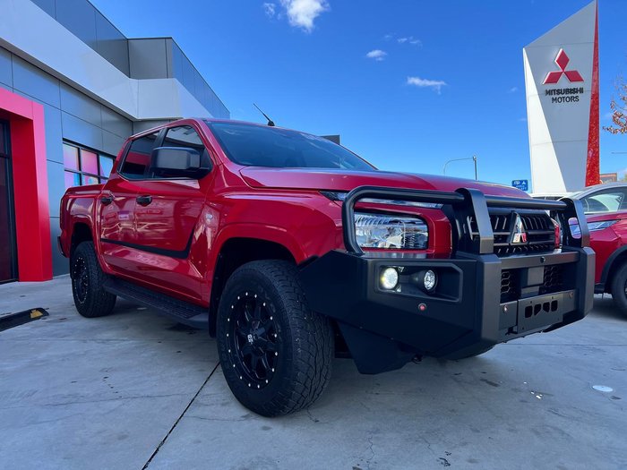2024 Mitsubishi Triton GLX+ MV MY24 4X4 Dual Range Red