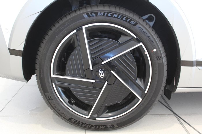 2025 Hyundai IONIQ 5 DYNAMIQ