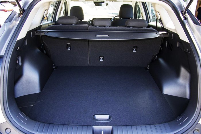 2025 Kia Sportage HEV SX