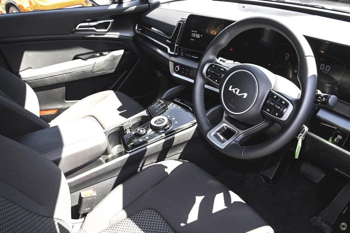 2025 Kia Sportage HEV SX