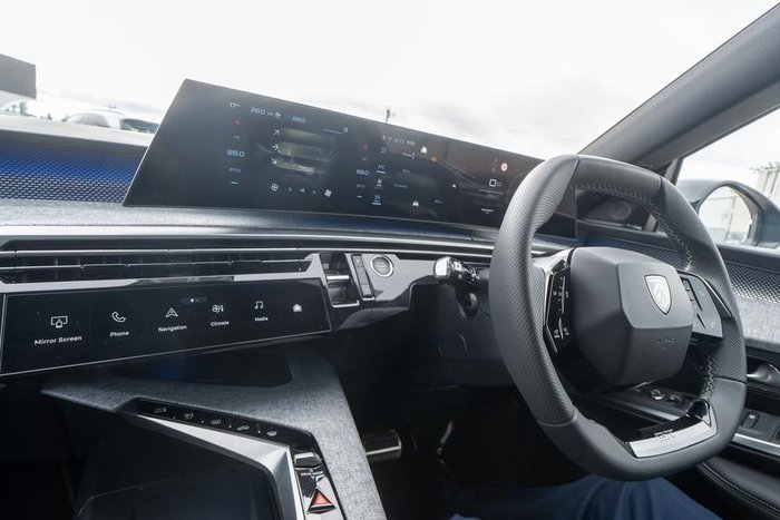 2024 Peugeot 3008 GT Premium Hybrid