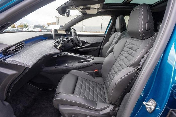 2024 Peugeot 3008 GT Premium Hybrid