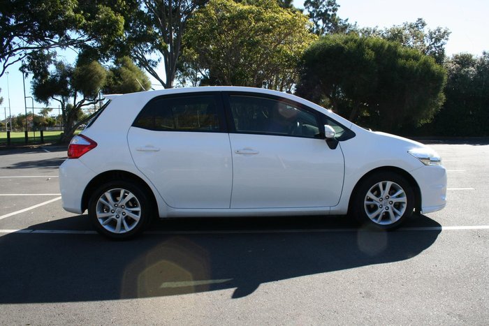 2011 Toyota Corolla Ascent Sport ZRE152R MY11 Glacier White