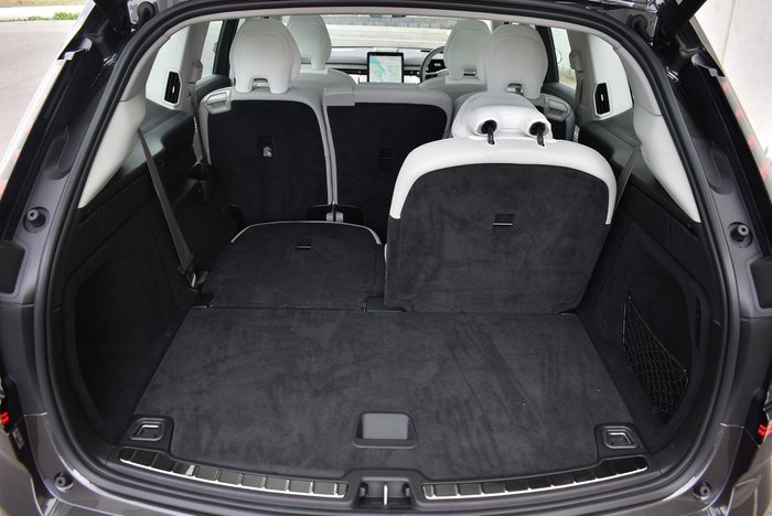 2025 Volvo EX90 Plus Twin Motor