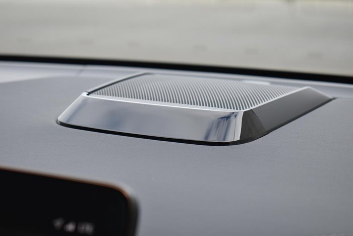 2025 Volvo EX90 Plus Twin Motor