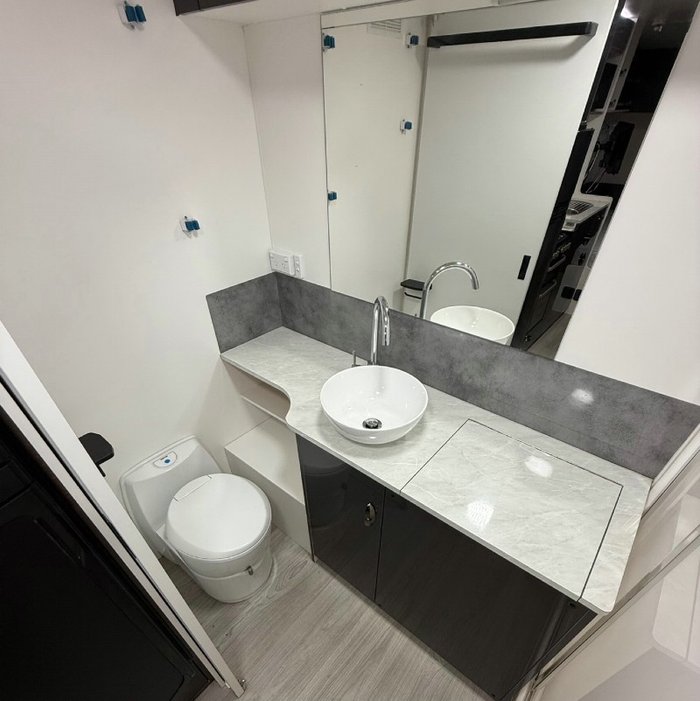 2023 VISCOUNT V SERIES  V1.2 17'