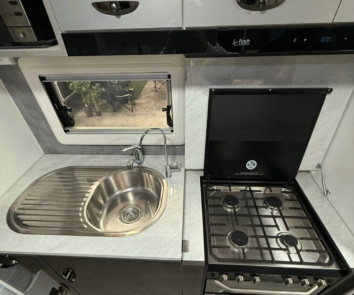 2023 VISCOUNT V SERIES  V1.2 17'