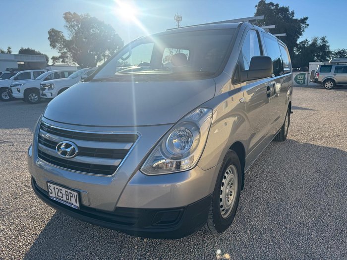2017 Hyundai iLoad TQ3-V Series II MY17 Hyper Metallic