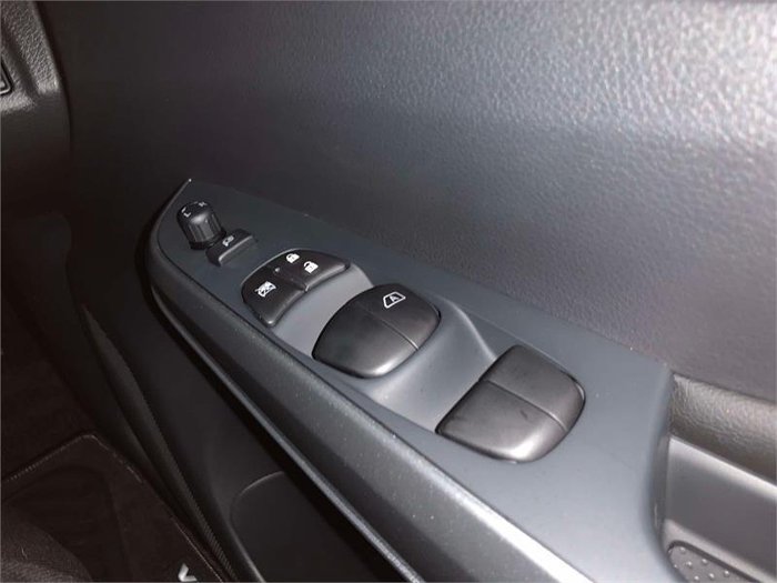 2024 Nissan Navara ST-X D23 MY24 4X4 Dual Range Brilliant Silver