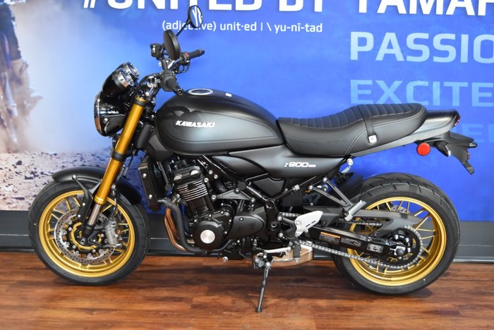 2025 Kawasaki Z900RS SE