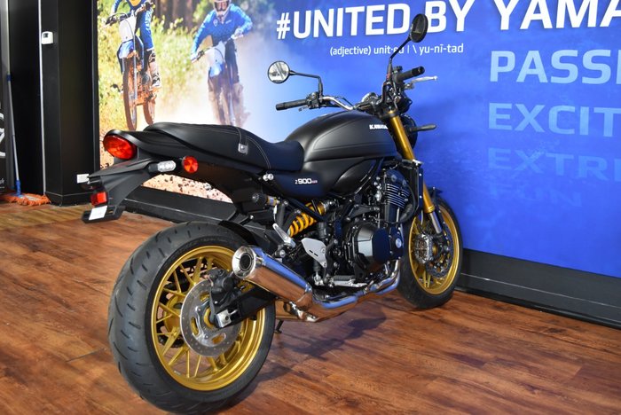 2025 Kawasaki Z900RS SE