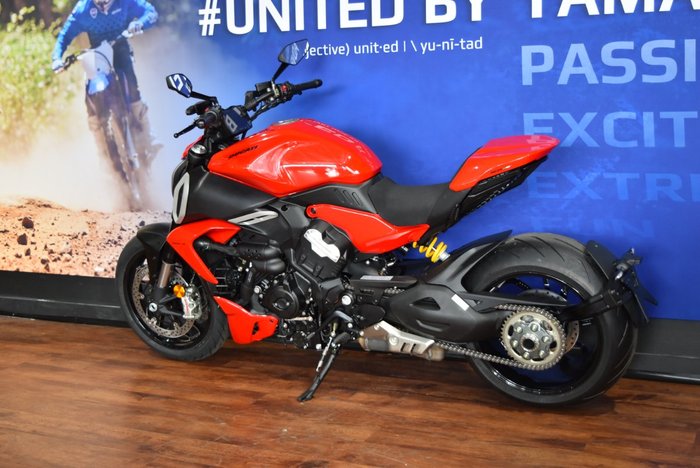 2025 Ducati 2025 Ducati 1000CC DIAVEL V4 Red