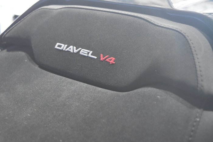 2025 Ducati 2025 Ducati 1000CC DIAVEL V4 Black