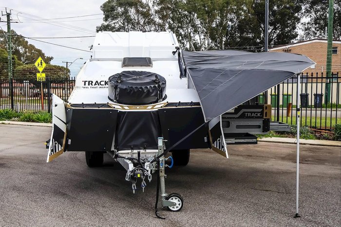 2025 Track Trailer Lightning 16'