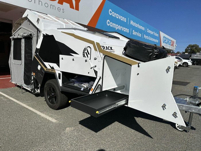2025 Track Trailer Lightning 16'