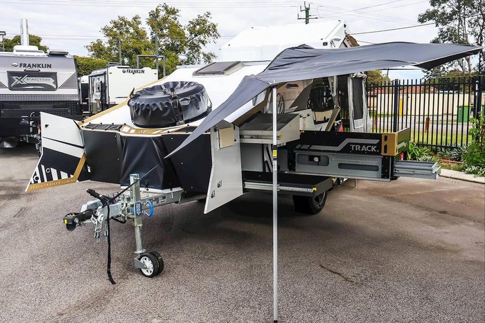 2025 Track Trailer Lightning 16'