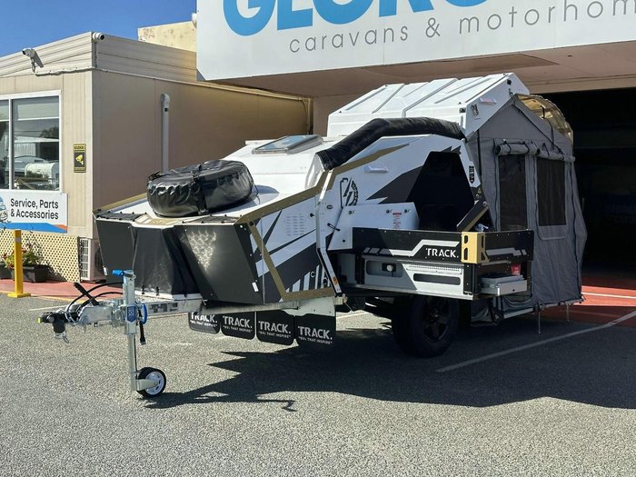 2025 Track Trailer Lightning 16'
