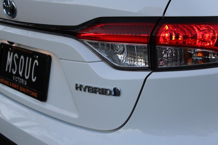 2022 Toyota Corolla Ascent Sport Hybrid ZWE211R Glacier White