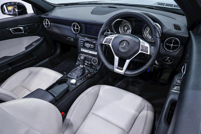 2013 Mercedes-Benz SLK-Class SLK200 R172 Black