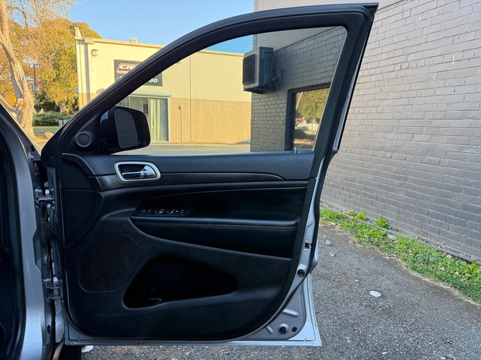 2014 Jeep Grand Cherokee Laredo WK MY14 4X4 Dual Range Billet Silver