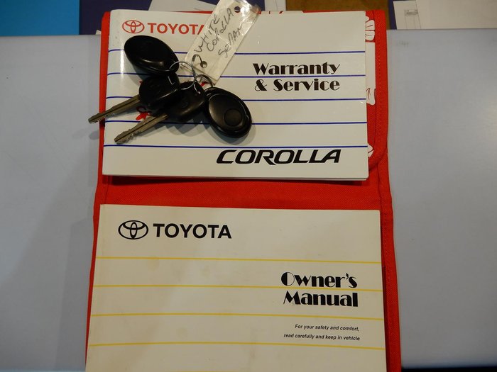 2004 Toyota Corolla Ascent ZZE122R Glacier White