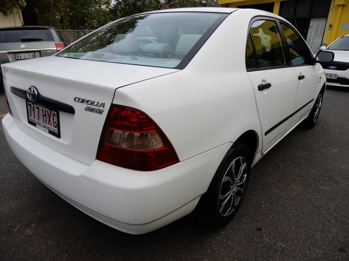 2004 Toyota Corolla Ascent ZZE122R Glacier White