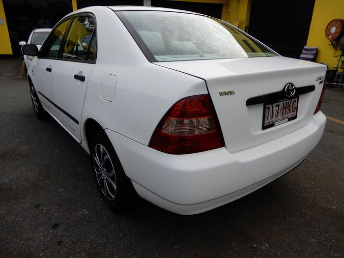 2004 Toyota Corolla Ascent ZZE122R Glacier White